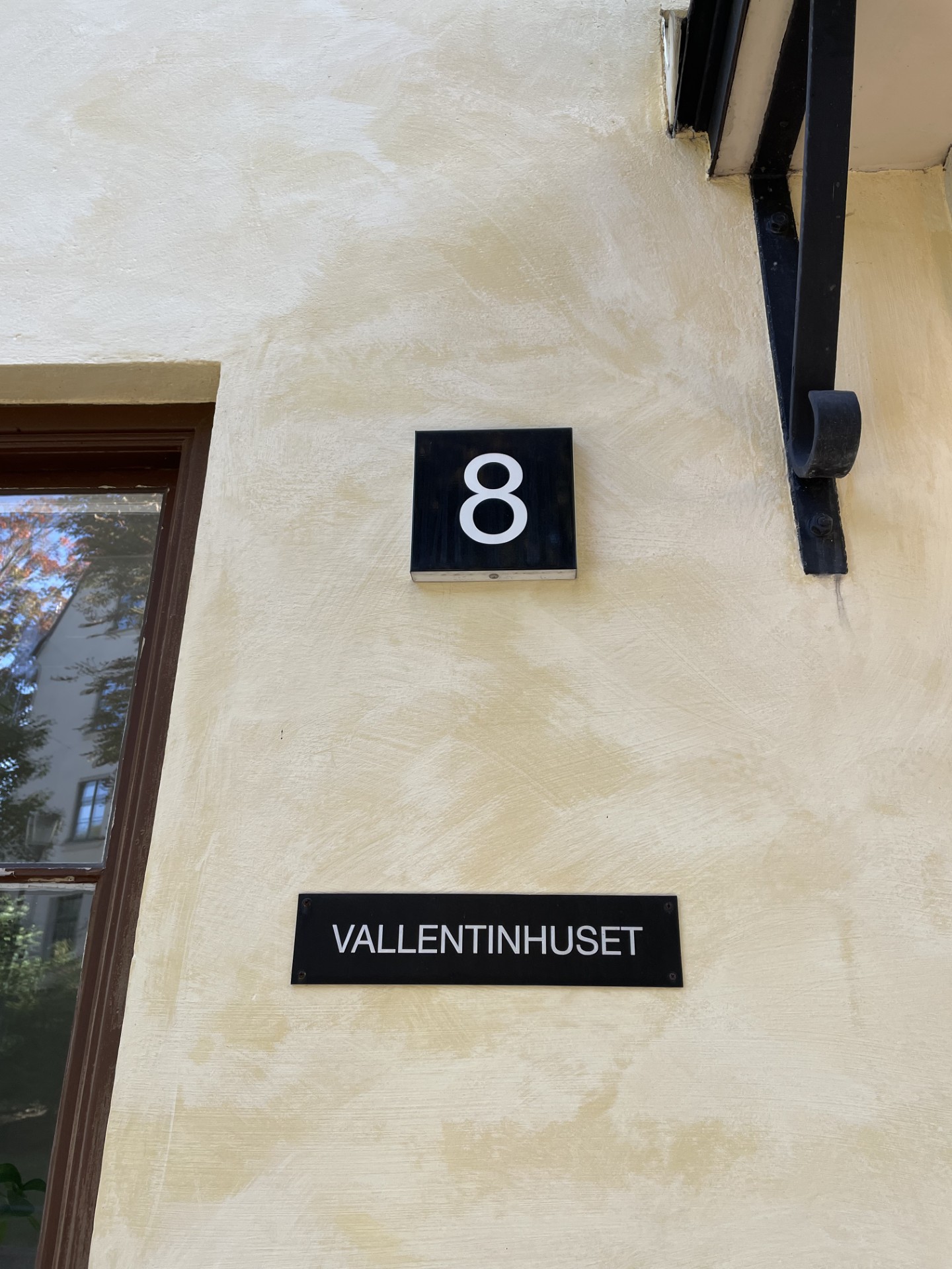 Hitta till Helheten KBT Stockholm - Vallentinhuset - Välkommen in - 03