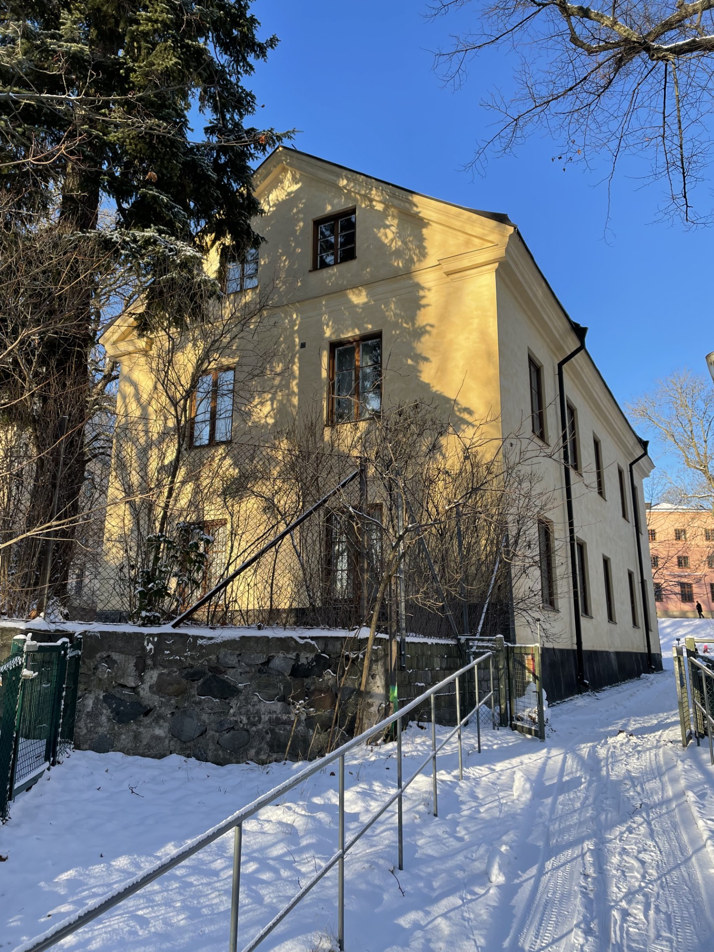Hitta till Helheten KBT Stockholm - Vallentinhuset - Vinter - 02